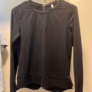 Lululemon Black long sleeve top size 6